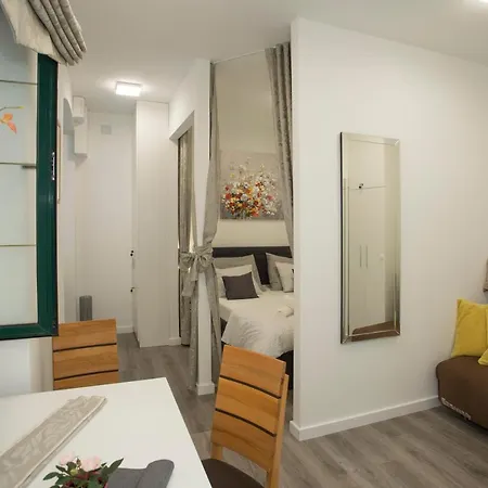 Klara Apartment